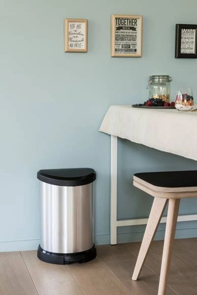 Curver Kosz Na Śmieci Metalizowany Z Pedałem Czarno-Srebrny 20l